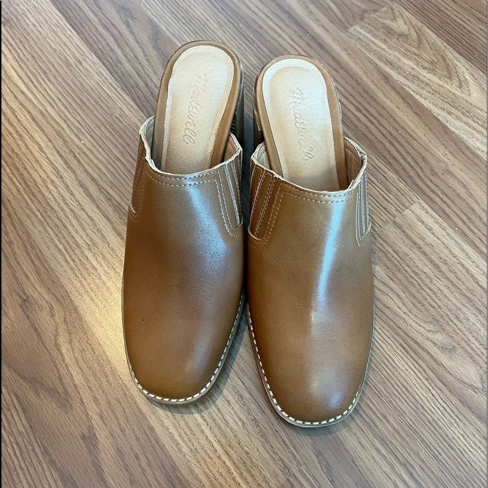 Madewell Carey Mule In Leather Amber Brown